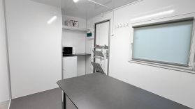 2700F612T222 Kaks tööruumi